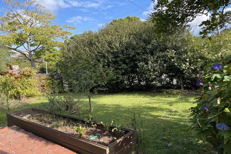 Photo of property in 105 Campbell Road, One Tree Hill, Auckland, 1061