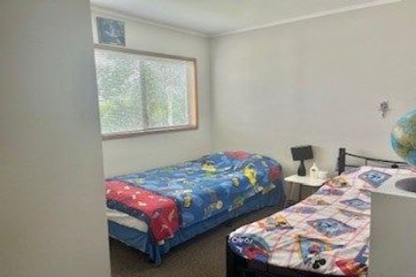 Photo of property in 1/20 Reid Road, New Lynn, Auckland, 0600