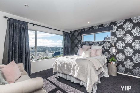 Photo of property in 35 Meadowcroft Grove, Johnsonville, Wellington, 6037