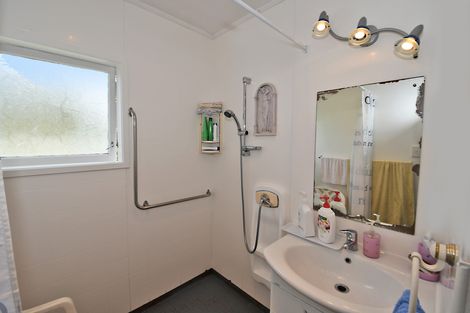 Photo of property in 3 Bellevue Avenue, Wellsford, 0900