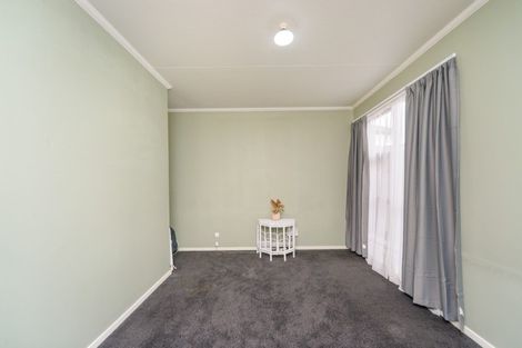 Photo of property in 22 Catlins Crescent, Milson, Palmerston North, 4414