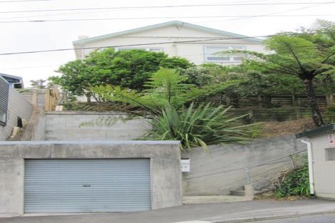 Photo of property in 26 Mills Road, Brooklyn, Wellington, 6021