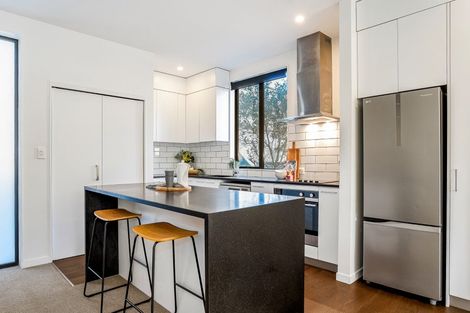 Photo of property in 7/20 Trent Street, Island Bay, Wellington, 6023