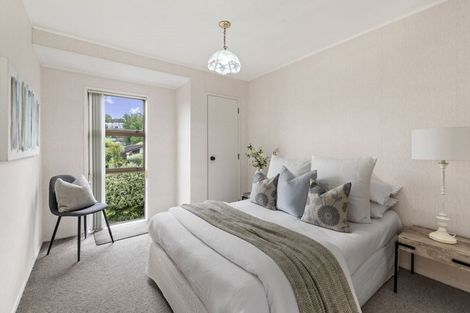 Photo of property in 2/19 Amante Crescent, Mairangi Bay, Auckland, 0630