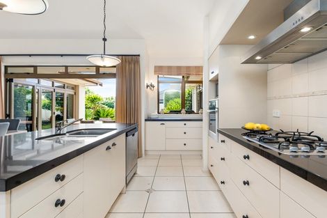 Photo of property in 31 Inverness Drive, Pyes Pa, Tauranga, 3112