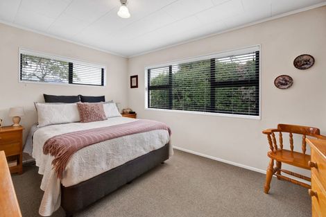 Photo of property in 8 Kowhai Street, Strandon, New Plymouth, 4312