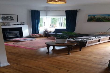 Photo of property in 43 Evans Road, Glen Eden, Auckland, 0602