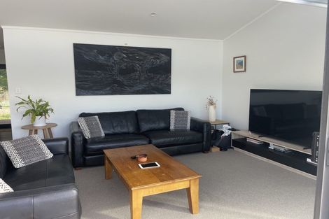 Photo of property in 380 Clifton Road, Te Awanga, 4180