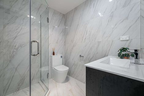 Photo of property in 5/29 Tudor Road, Henderson, Auckland, 0610