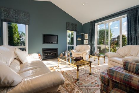 Photo of property in 3 Featherstone Drive, Flagstaff, Hamilton, 3210