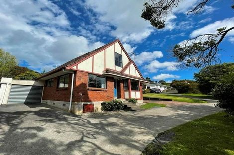 Photo of property in 1/17 Weetman Drive, Browns Bay, Auckland, 0630
