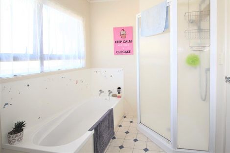 Photo of property in 111 Pinewood Court, Matarangi, Whitianga, 3592