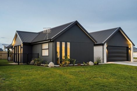 Photo of property in 47 Colpoma Close, Papamoa Beach, Papamoa, 3118