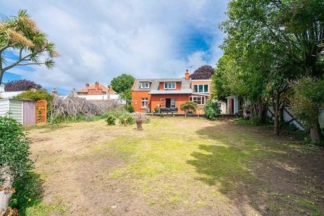 Photo of property in 86 Melville Street, Dunedin Central, Dunedin, 9016