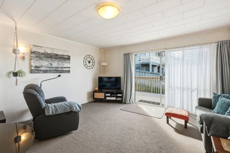 Photo of property in 15a Mountain Road, Western Heights, Rotorua, 3015