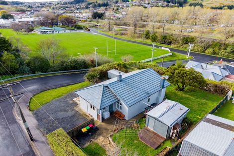 Photo of property in 2 John Street, Abbotsford, Dunedin, 9018