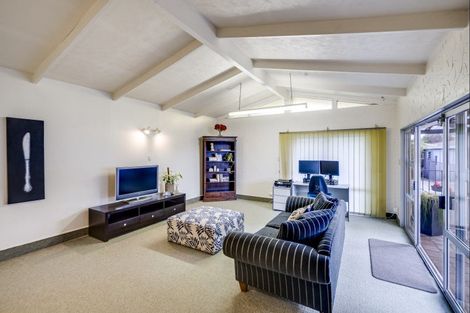 Photo of property in 42 Balliol Avenue, Pirimai, Napier, 4112