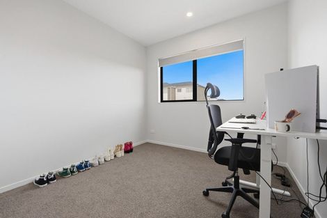 Photo of property in 13 Ngakau Road, Karaka, 2113