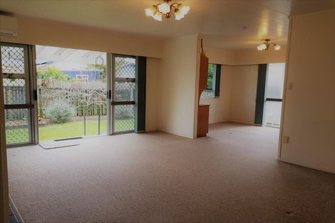 Photo of property in 19 King Street, Hikurangi, 0114