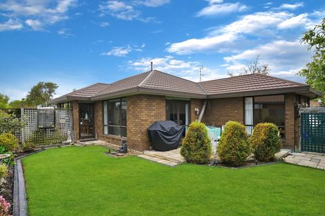 Photo of property in 2/32 Meadow Street, Papanui, Christchurch, 8052