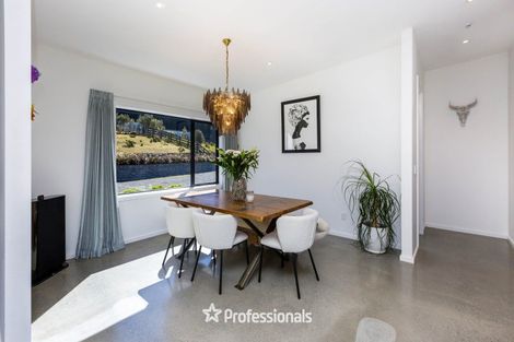 Photo of property in 49 Mount Marua Drive, Maymorn, Upper Hutt, 5018