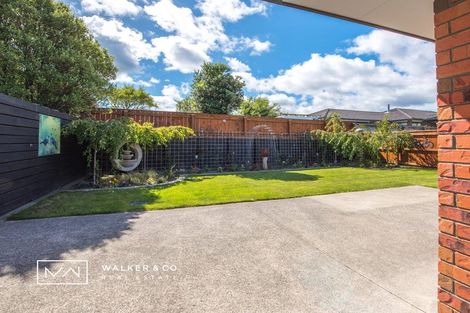 Photo of property in 48 Percy Kinsman Crescent, Riverstone Terraces, Upper Hutt, 5018