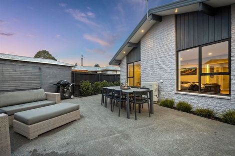 Photo of property in 5 Bulman Place, Casebrook, Christchurch, 8051