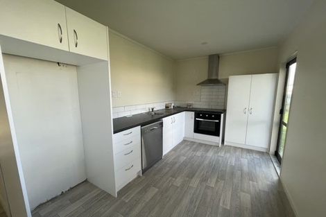 Photo of property in 7 Silverstone Place, Henderson, Auckland, 0612