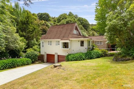 Photo of property in 1 Fendalton Crescent, Pinehaven, Upper Hutt, 5019