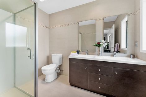 Photo of property in 3 Bilancia Place, Flat Bush, Auckland, 2016