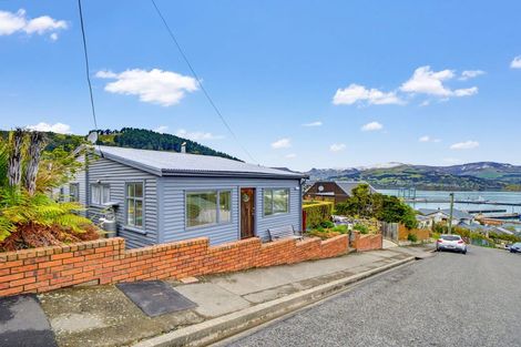 Photo of property in 10 Cornwall Road, Lyttelton, 8082