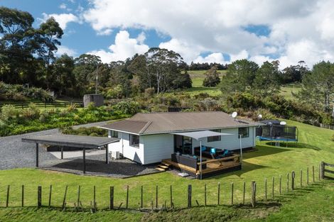 Photo of property in 151 Chamberlain Road, Bombay, 2675