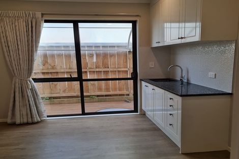 Photo of property in 24 Rosewell Crescent, Flat Bush, Auckland, 2019