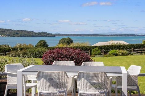 Photo of property in 139 Athenree Road, Athenree, Katikati, 3177