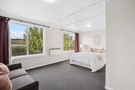 Photo of property in 32 Adderley Terrace, Ravensbourne, Dunedin, 9022