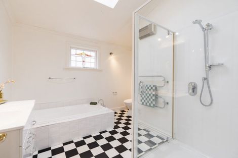 Photo of property in 1 Harcourt Street, Belleknowes, Dunedin, 9011