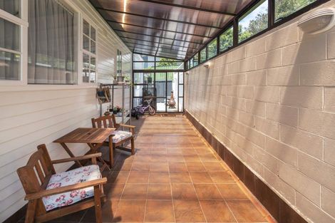 Photo of property in 7 Epping Grove, Karori, Wellington, 6012