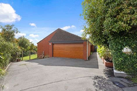 Photo of property in 10 Heaton Rhodes Place, Cashmere, Christchurch, 8022