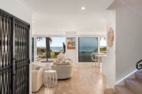 Photo of property in 53 Motiti Road, Papamoa Beach, Papamoa, 3118