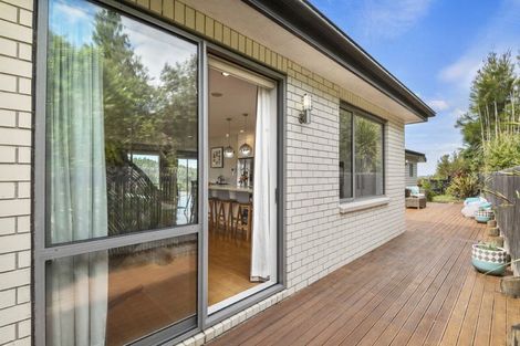 Photo of property in 21 Golden Morning Drive, Albany Heights, Auckland, 0632