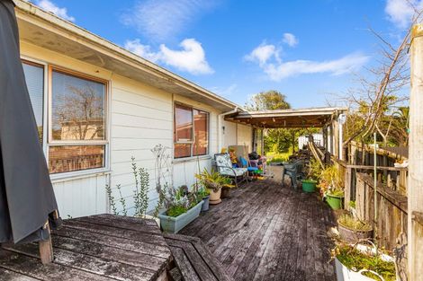 Photo of property in 9 Vanden Place, Henderson, Auckland, 0610