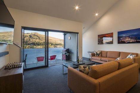 Photo of property in La Residence Du Lac, 39/527 Frankton Road, Queenstown, 9300