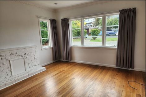 Photo of property in 15 Fowlds Avenue, Sandringham, Auckland, 1025