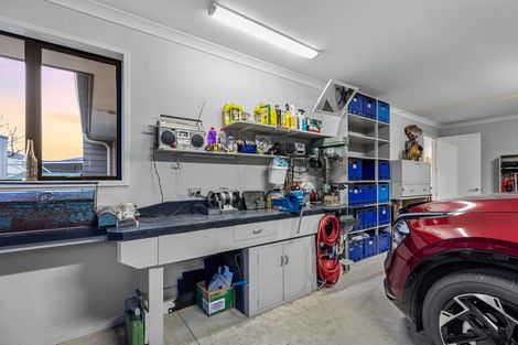 Photo of property in 14 Mervyn Place, Ohauiti, Tauranga, 3112