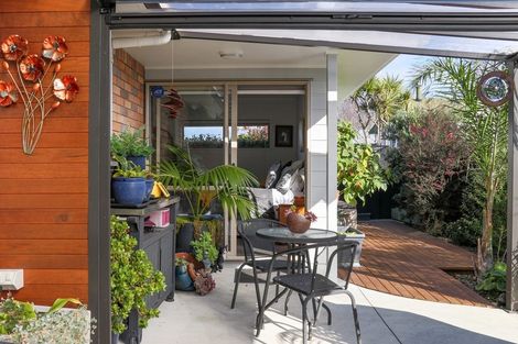 Photo of property in 19 Edgewater Grove, Whakatane, 3120