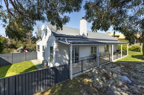 Photo of property in 10a Lanes Road, Bridge Hill, Alexandra, 9320