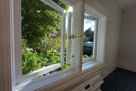 Photo of property in 26 Northland Road, Northland, Wellington, 6012