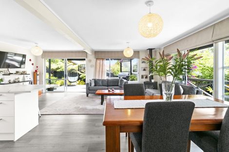Photo of property in 2 Titiwai Place, Birkenhead, Auckland, 0626