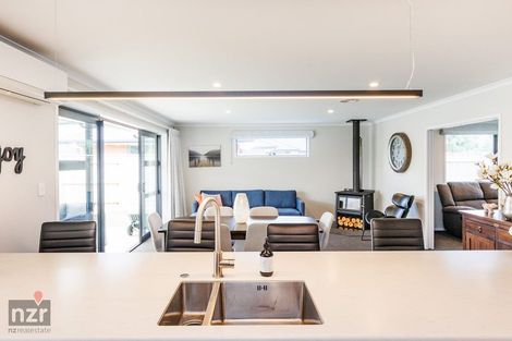 Photo of property in 33 Monarch Drive, Ashhurst, 4810