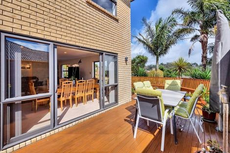 Photo of property in 15 Leafield Crescent, Henderson, Auckland, 0612